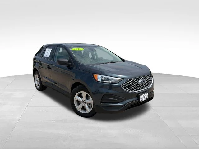 Used 2024 Blue Ford SE image 8