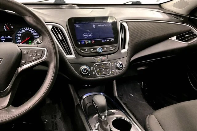 Used 2023 Sterling Gray Metallic Chevrolet LT image 7