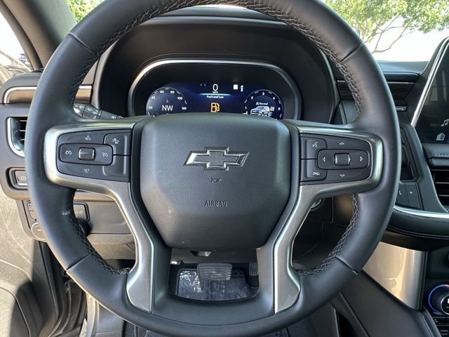 Used 2023 Gray Chevrolet Z71 image 11