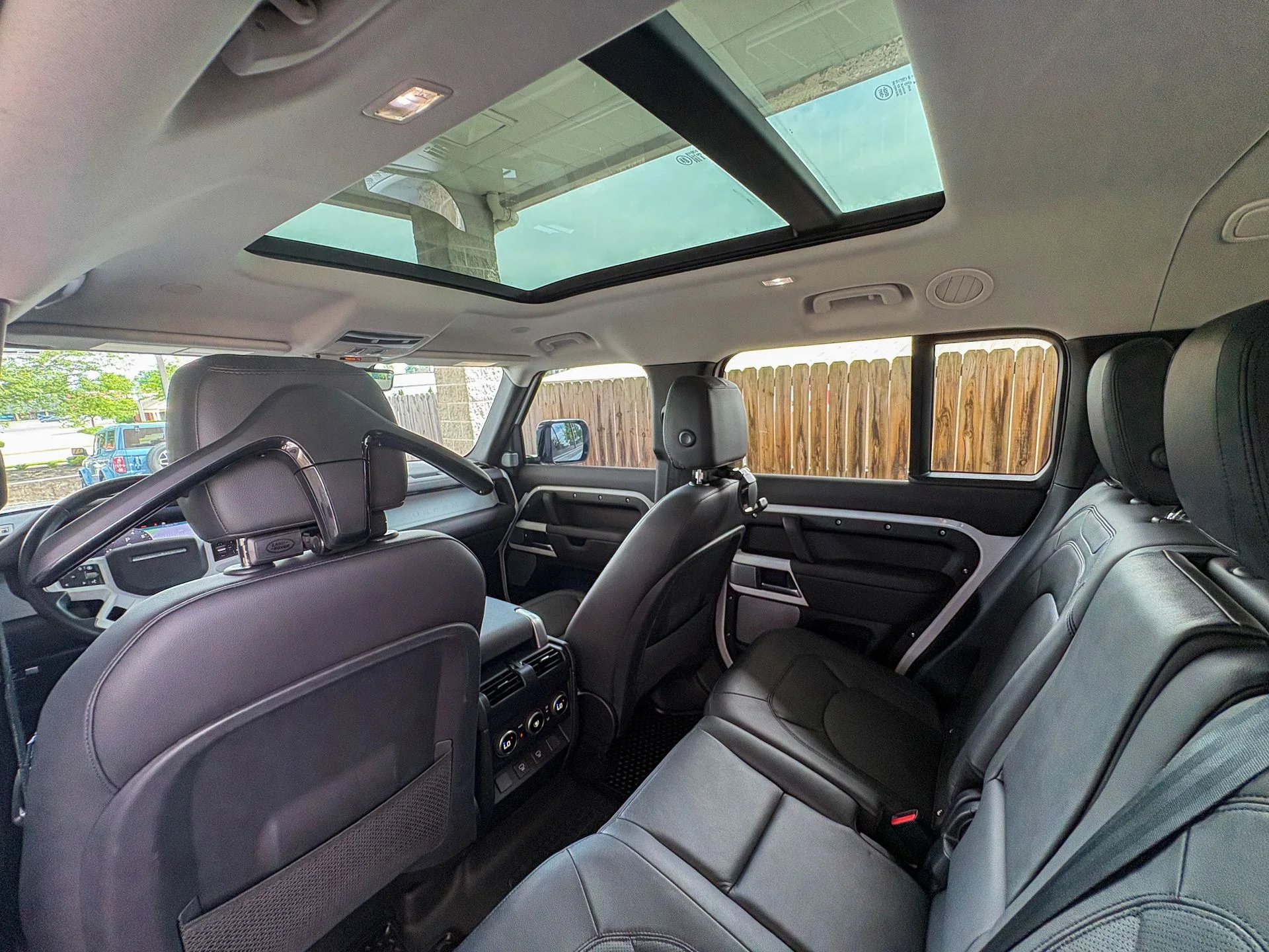 Used 2024 Gray Land Rover P300S image 10