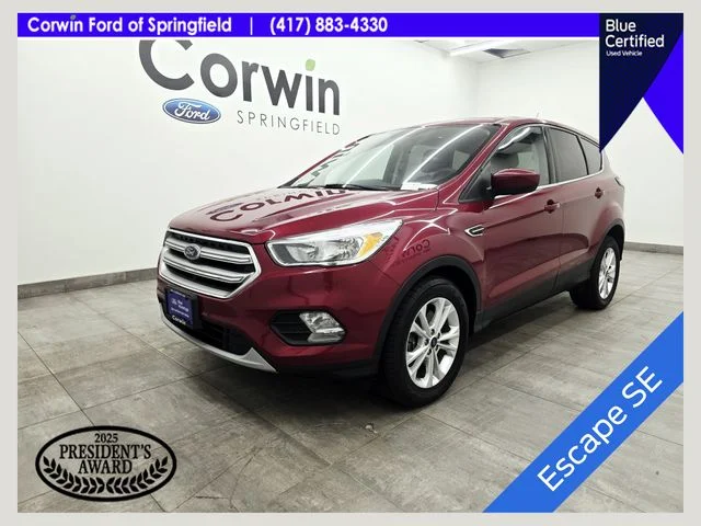 2017 Ford Escape SE's photo
