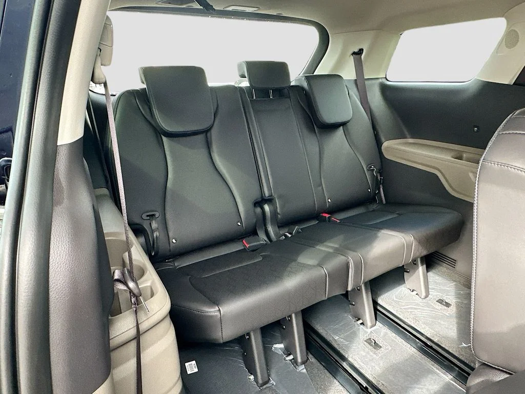 2026 Kia Carnival LXS - Photo 27