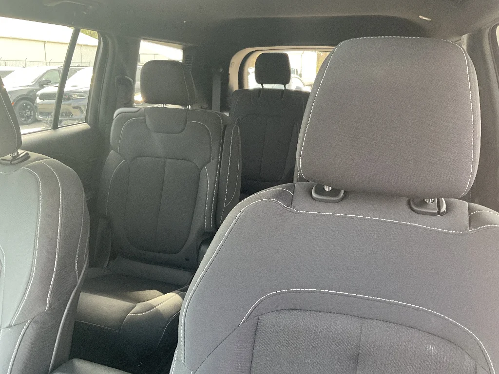 Used 2024 BALTIC GRAY METAL Jeep Laredo X image 13