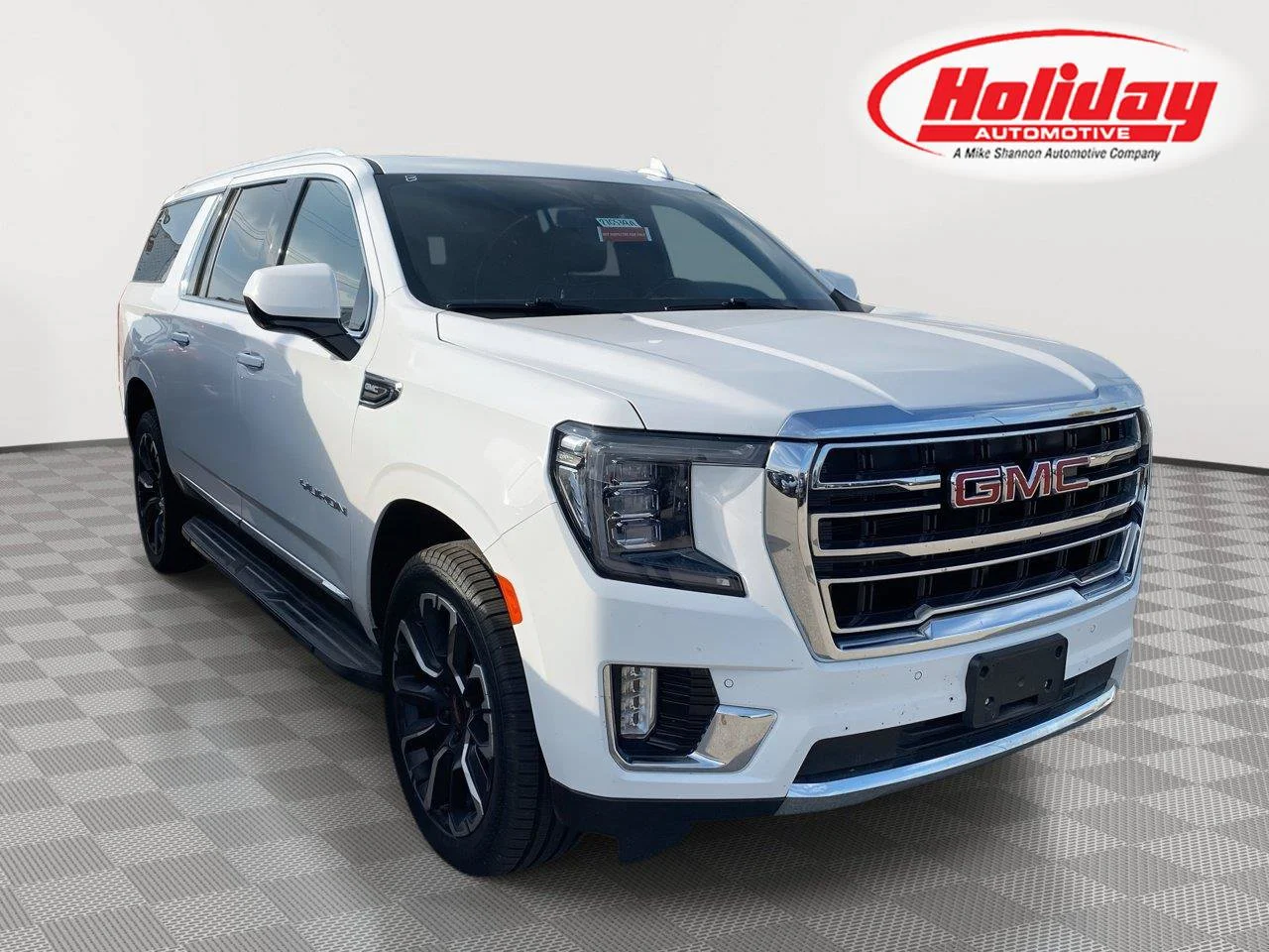 Certified Used 2022 White GMC SLT image 1