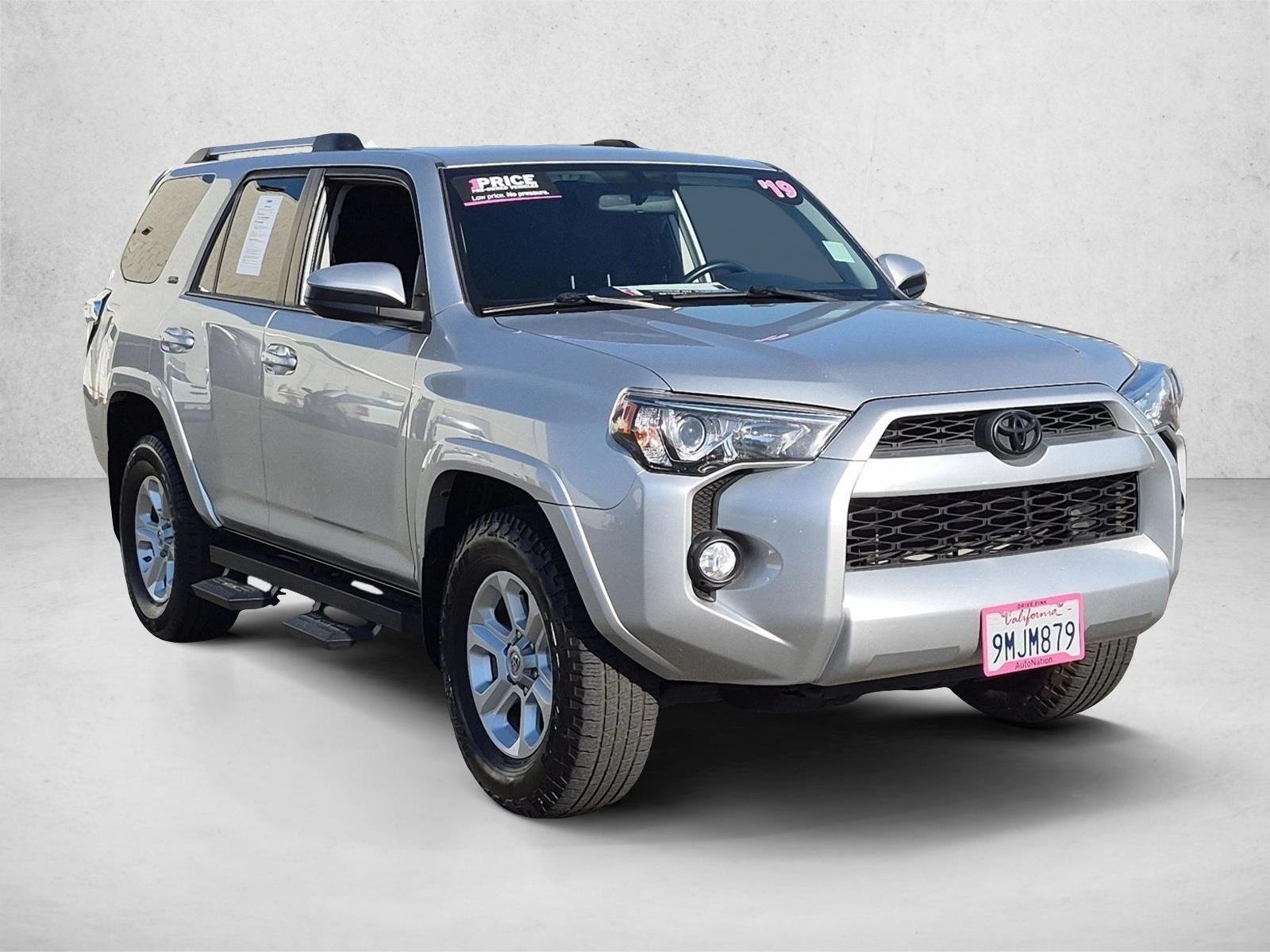 Used 2019 Classic Silver Metallic Toyota SR5 image 3