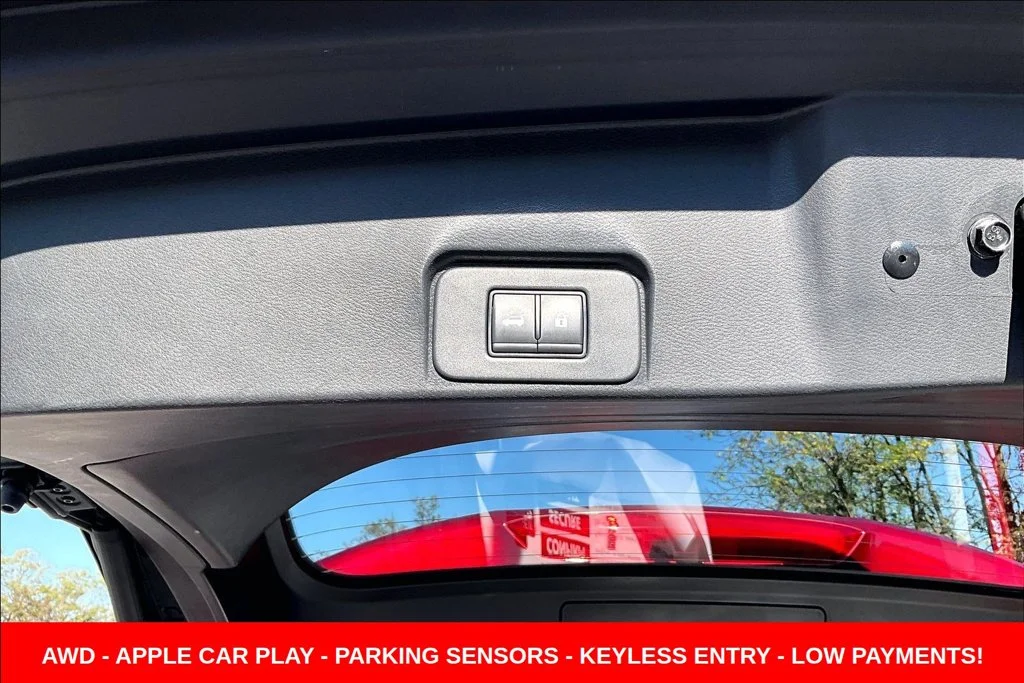 Used 2023 Red Nissan SV image 28