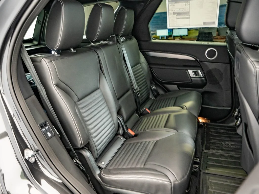 New 2026 Carpathian Gray Premium Metallic Land Rover Gemini Edition image 46