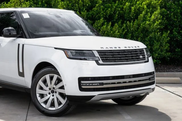 New 2026 White Land Rover SE image 9