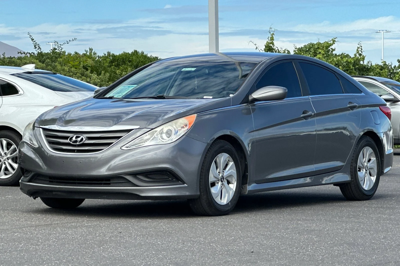 Used 2014 Harbor Gray Metallic Hyundai GLS image 8