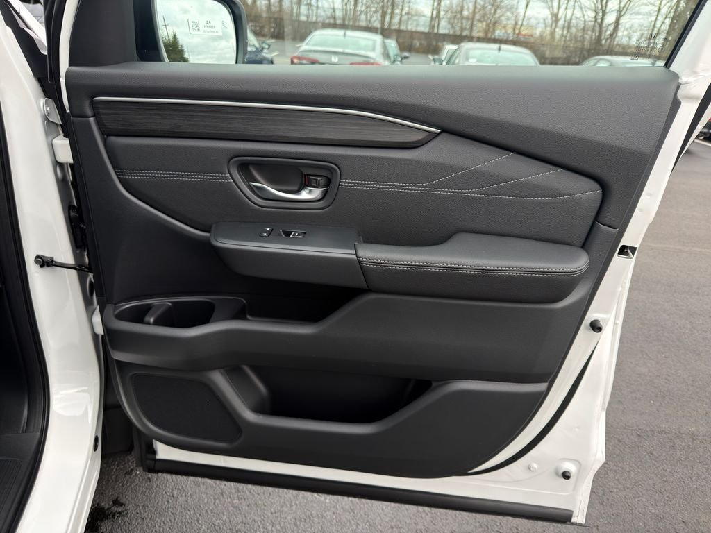 New 2026 Platinum White Pearl Honda Touring image 28