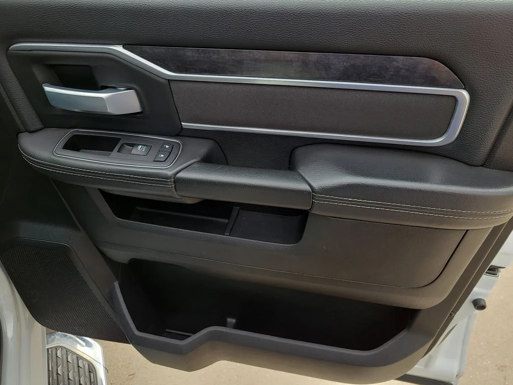 Used 2024 White Ram Big Horn image 8