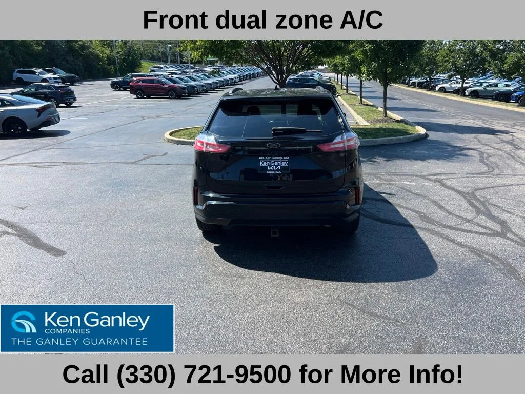 Used 2022 Black Ford SE image 12