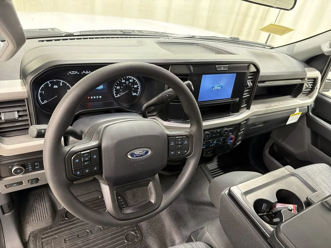 New 2026 Oxford White Ford F-550® XLT image 12