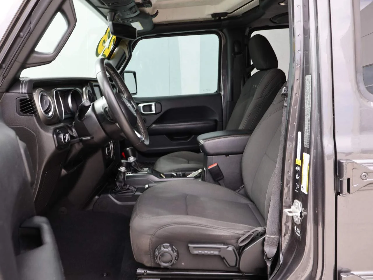 2023 Jeep Gladiator Overland - Photo 8
