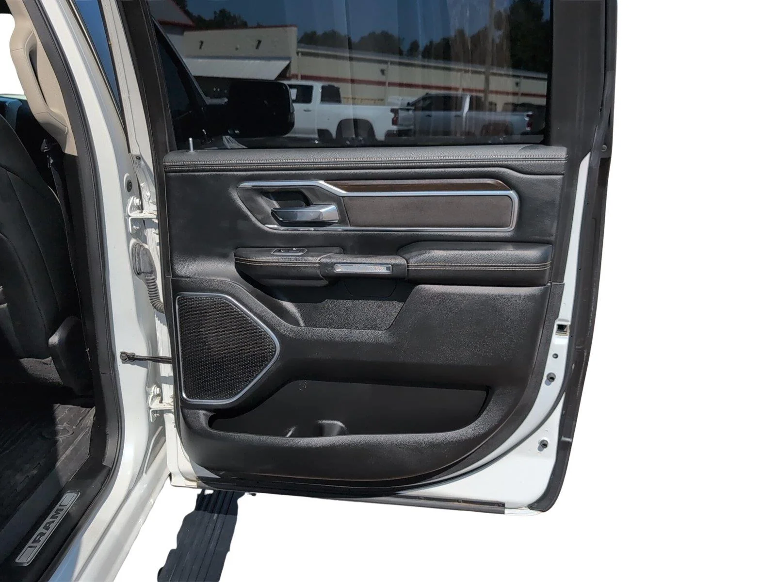 Used 2022 Ivory White Tri-Coat Pearlcoat Ram Laramie image 16
