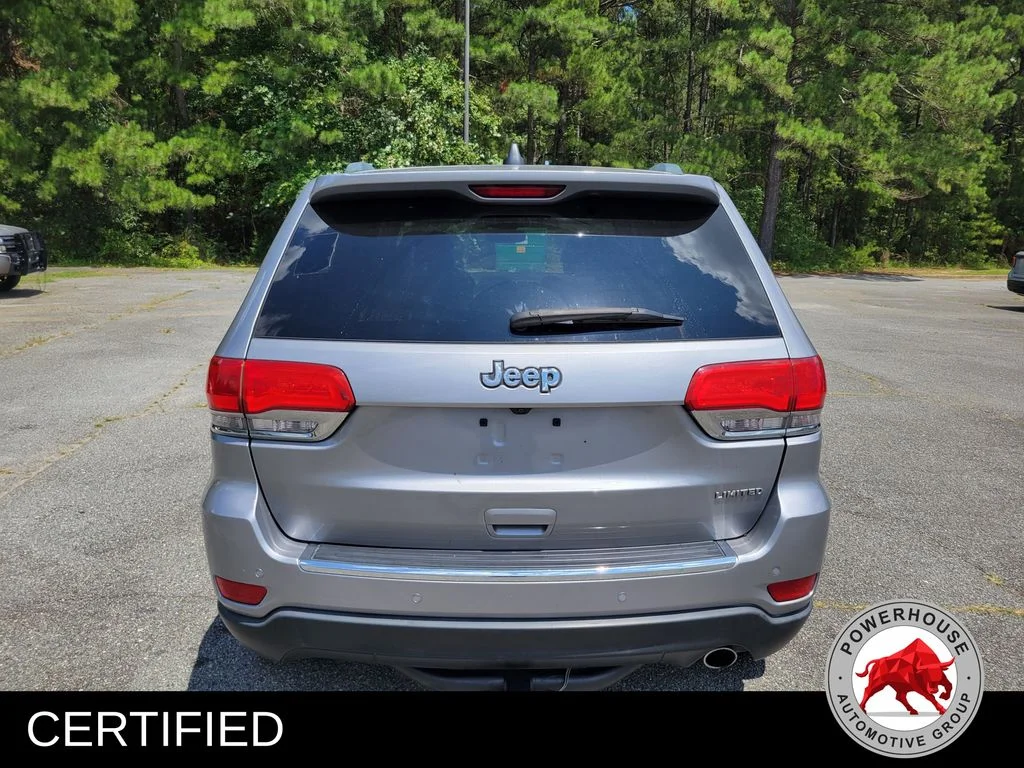 Used 2019 Silver Jeep Limited image 5