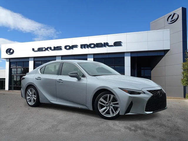 2025 Lexus IS 300
