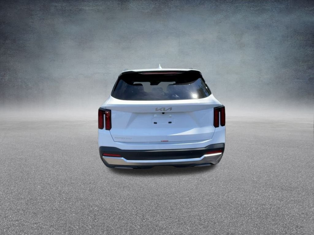Used 2026 White Kia S image 22