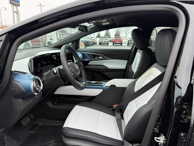 2026 Chevrolet Equinox EV 2LT - Photo 10