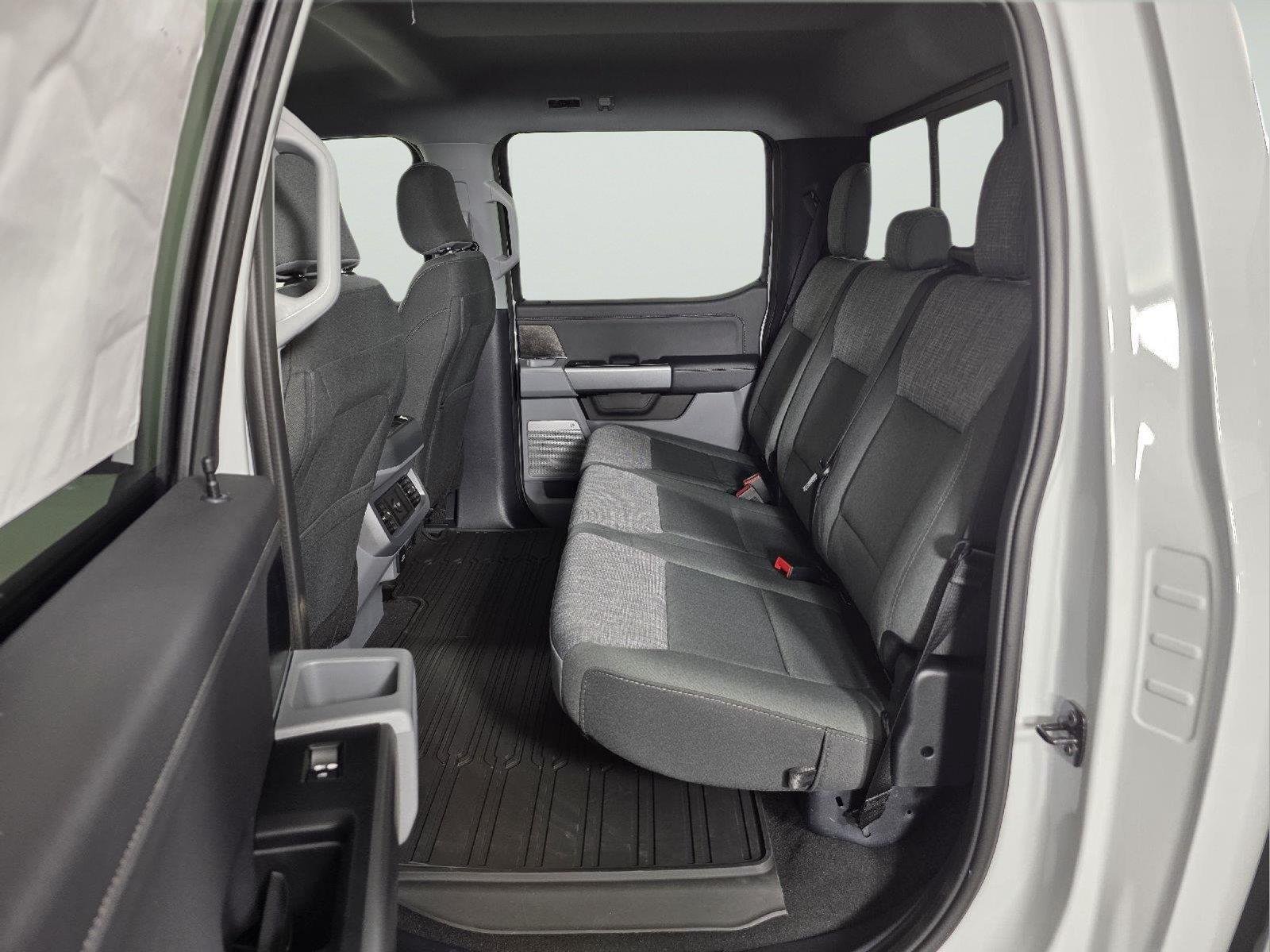 2026 Ford F-250 Super Duty XLT - Photo 17