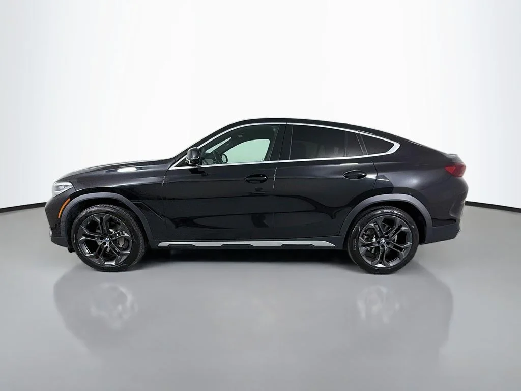 Used 2021 Black BMW sDrive40i image 8
