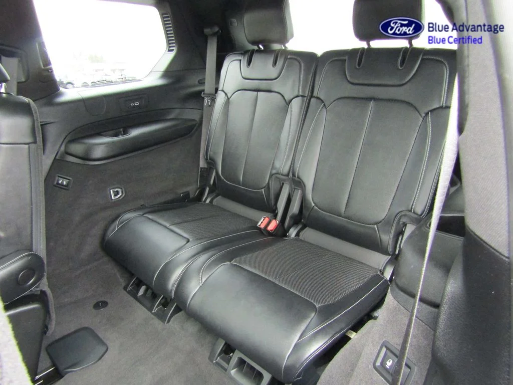 Certified Used 2022 Velvet Red Pearlcoat Jeep Overland image 19