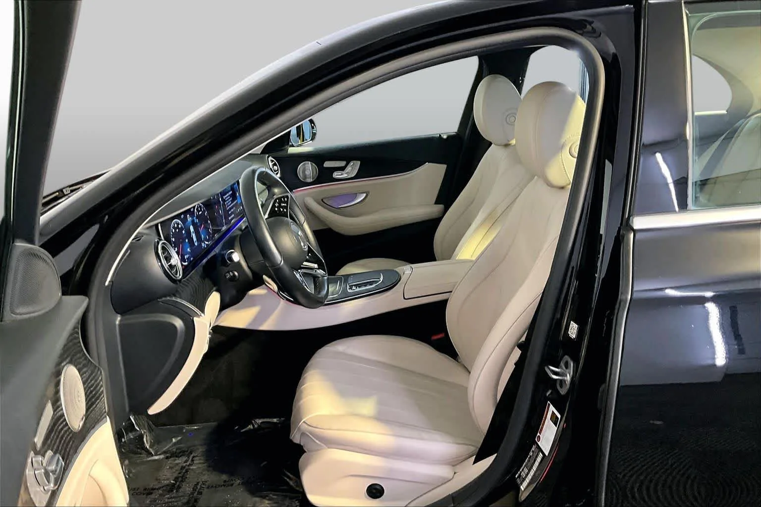 Used 2021 Black Mercedes-Benz E 350 image 17
