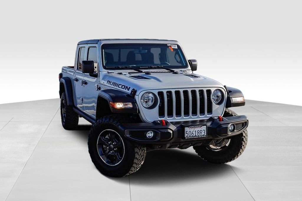 Used 2022 Silver Jeep Rubicon image 2