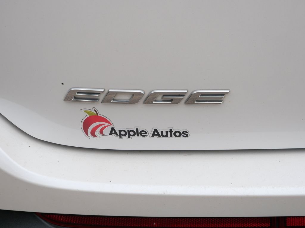 Used 2016 White Ford Titanium image 9