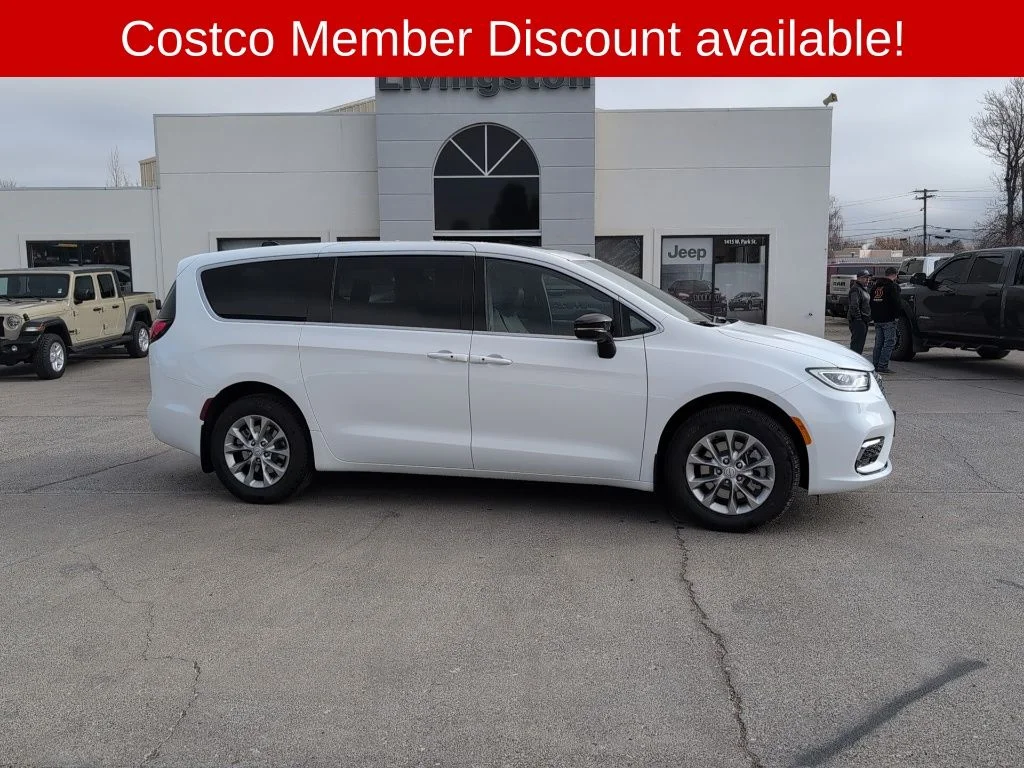 New 2026 White Chrysler Limited image 1