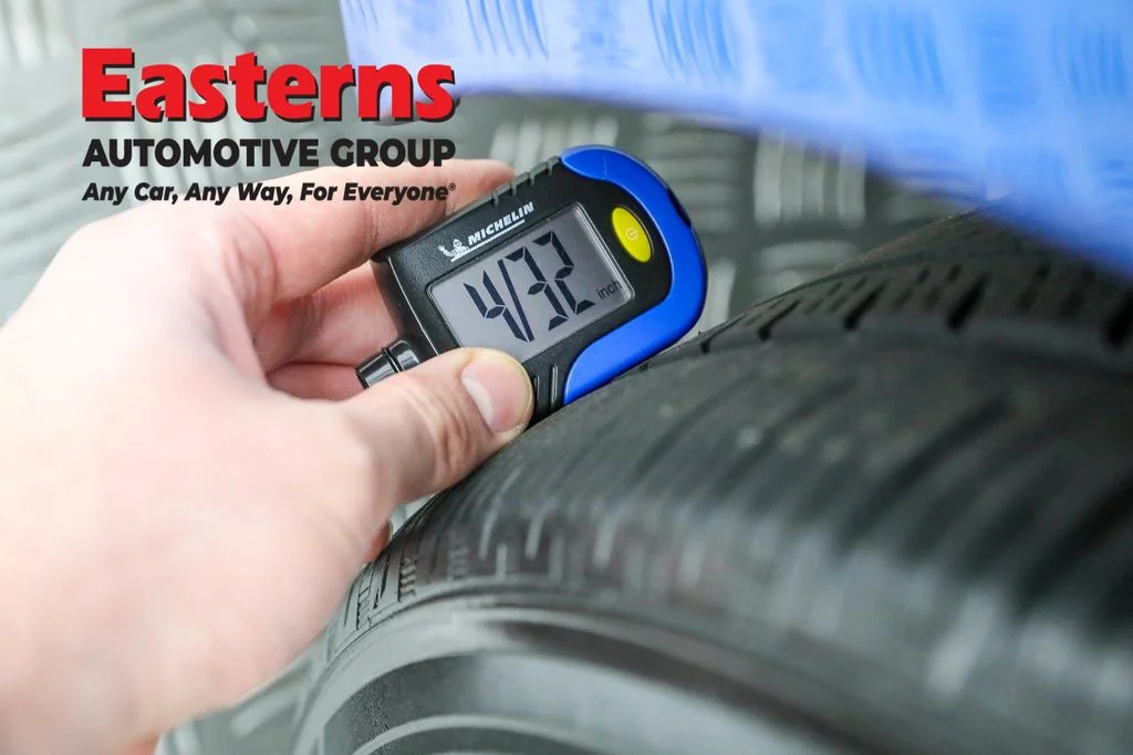 Used 2023 Blue Nissan SR image 28