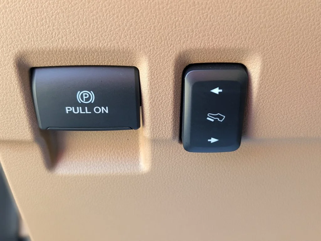 Used 2024 Red Ford Lariat image 25