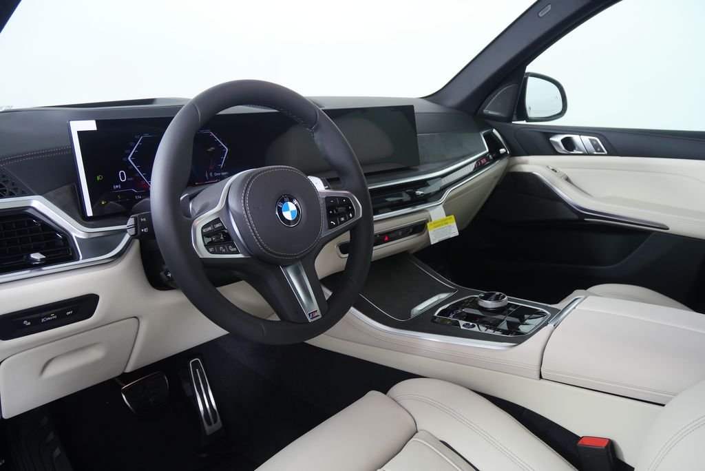 Used 2026 Black Sapphire Metallic BMW sDrive40i image 13