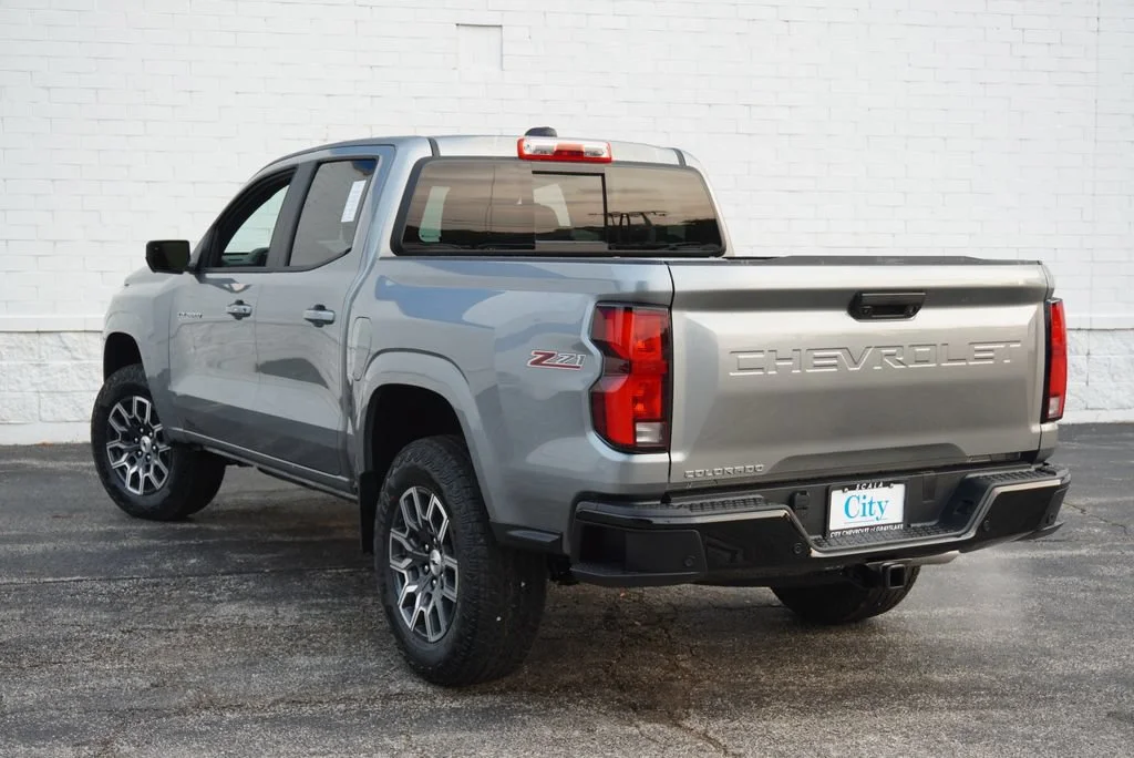 New 2026 Sterling Gray Metallic Chevrolet Z71 image 7