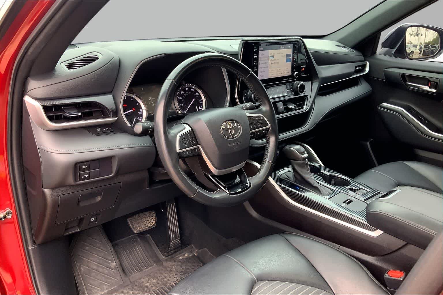 Used 2022 Ruby Flare Pearl Toyota XSE image 18