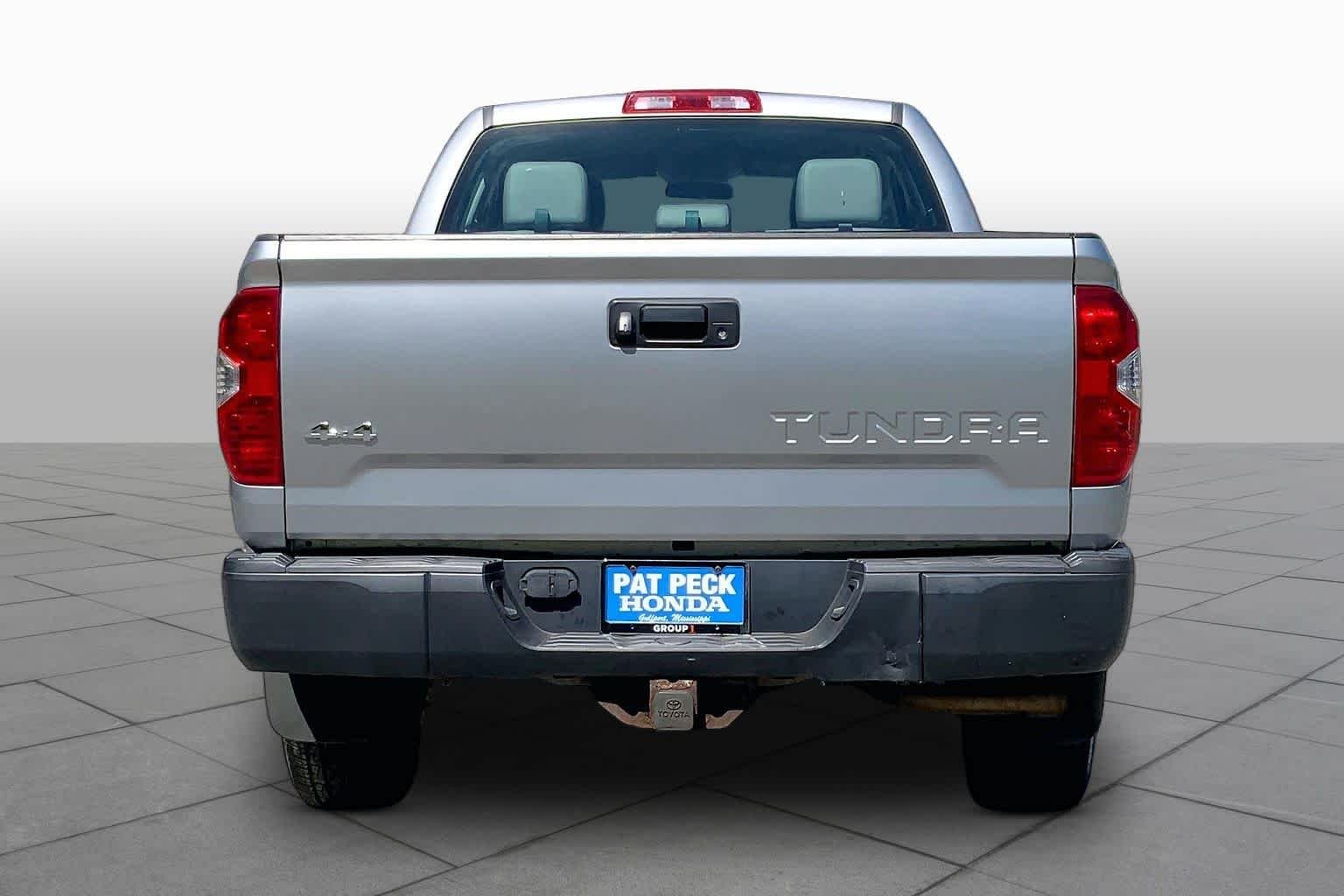 Used 2014 Silver Sky Metallic Toyota SR image 5