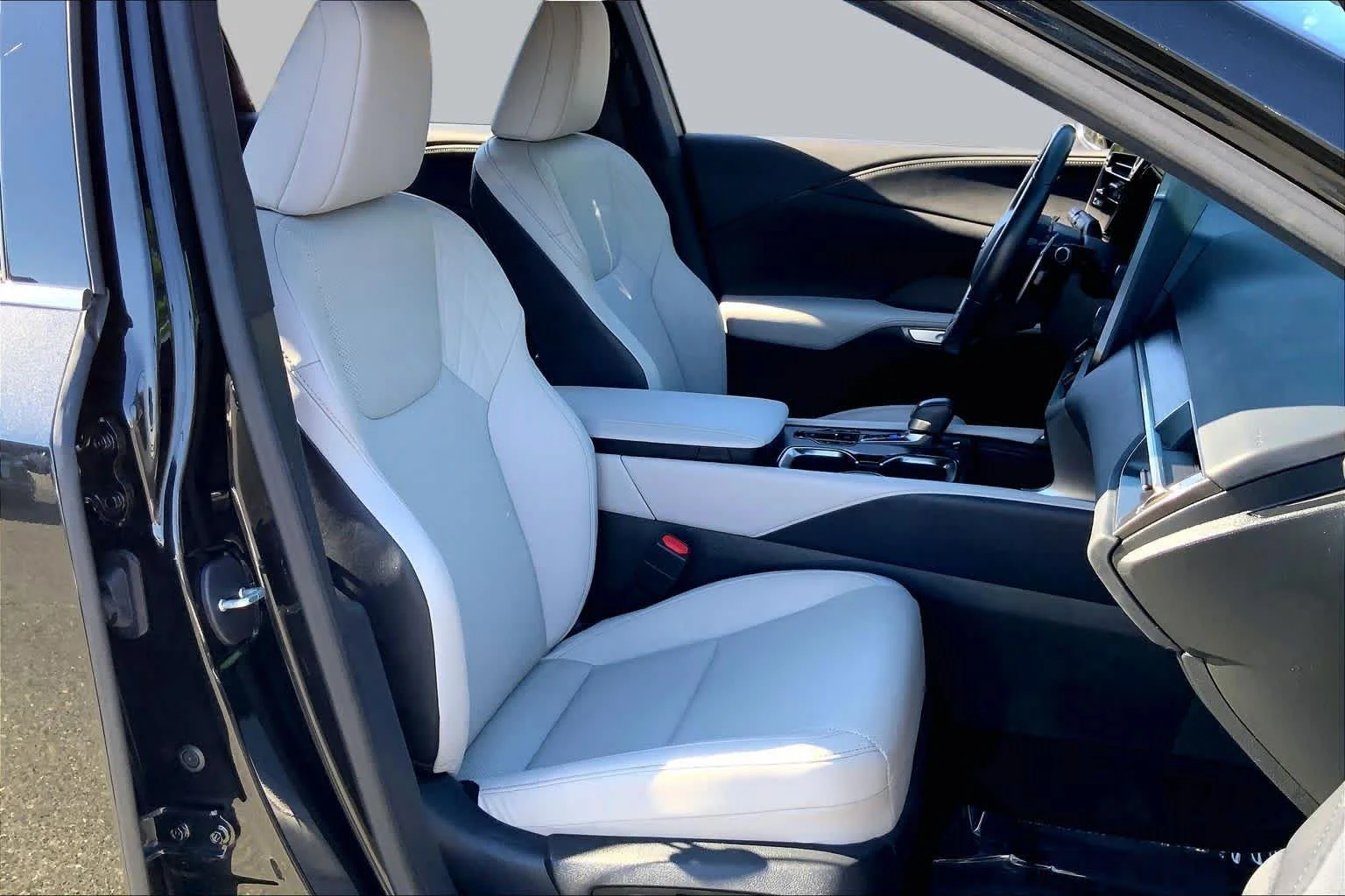 Certified Used 2024 CAVIAR Lexus Premium image 9
