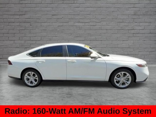 Used 2023 White Honda LX image 9
