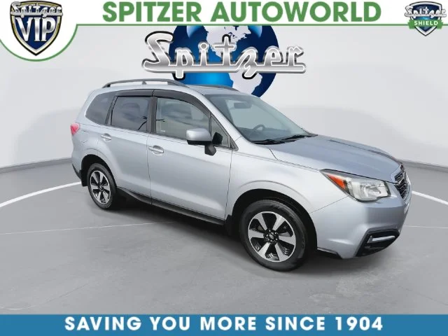 Used 2018 Silver Subaru 2.5i Premium image 2