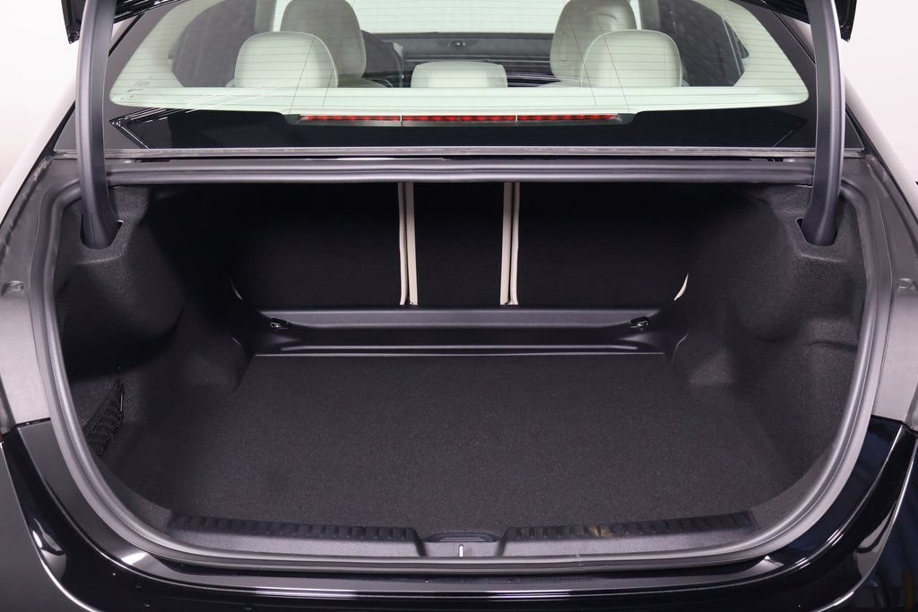 New 2026 Black Mercedes-Benz E 350 image 8