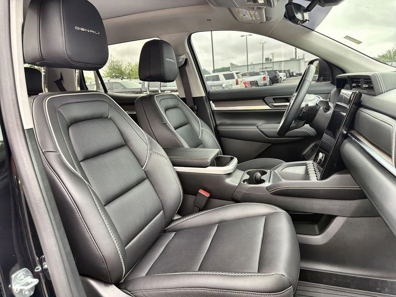 Used 2026 Ebony Twilight Metallic GMC Denali image 23