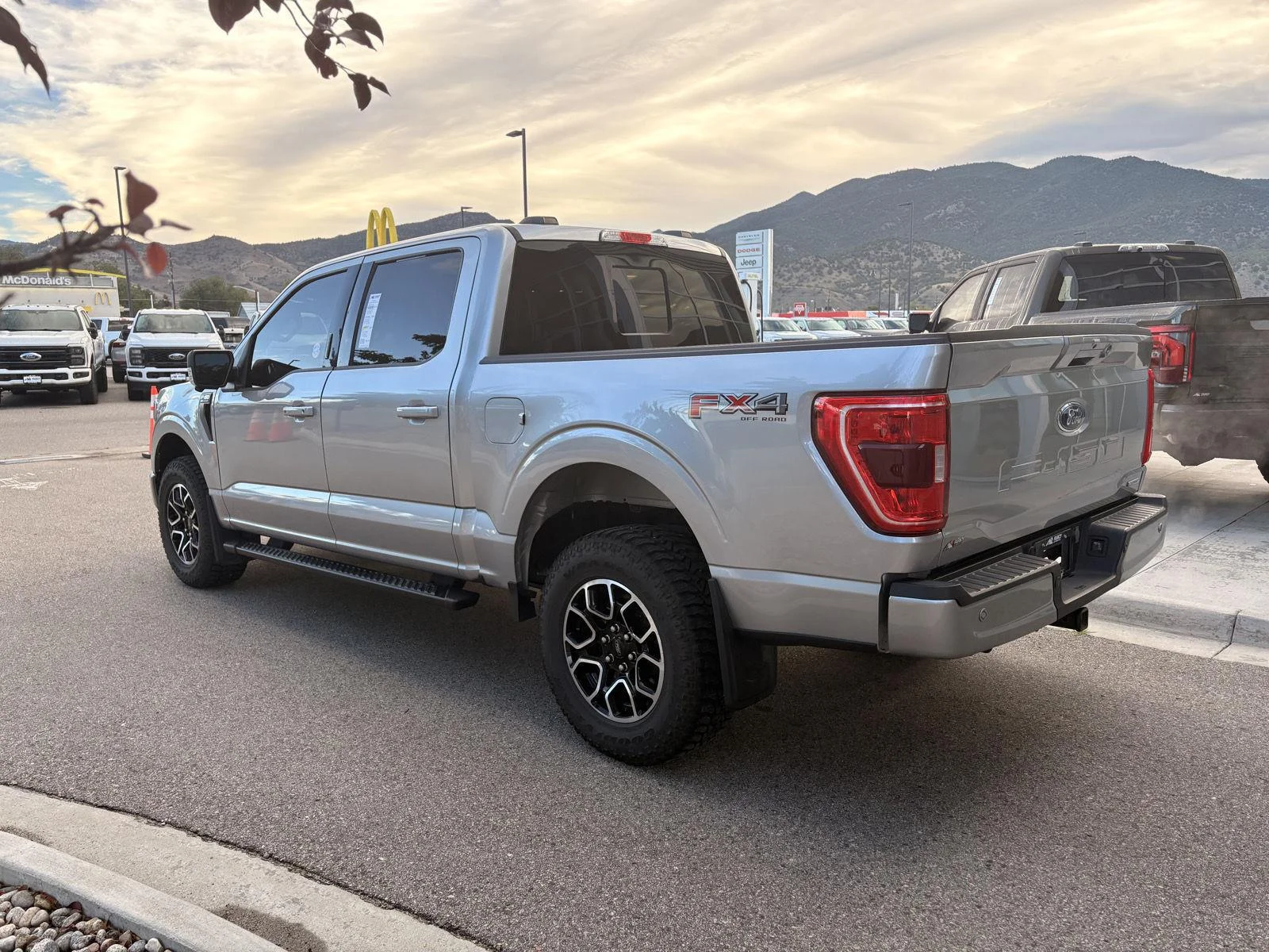 Used 2023 Iconic Silver Ford XLT image 3