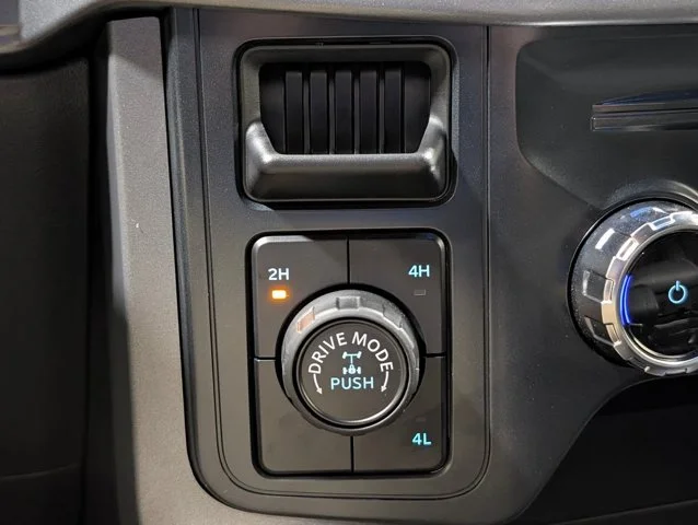 New 2026 Avalanche Ford XLT image 43