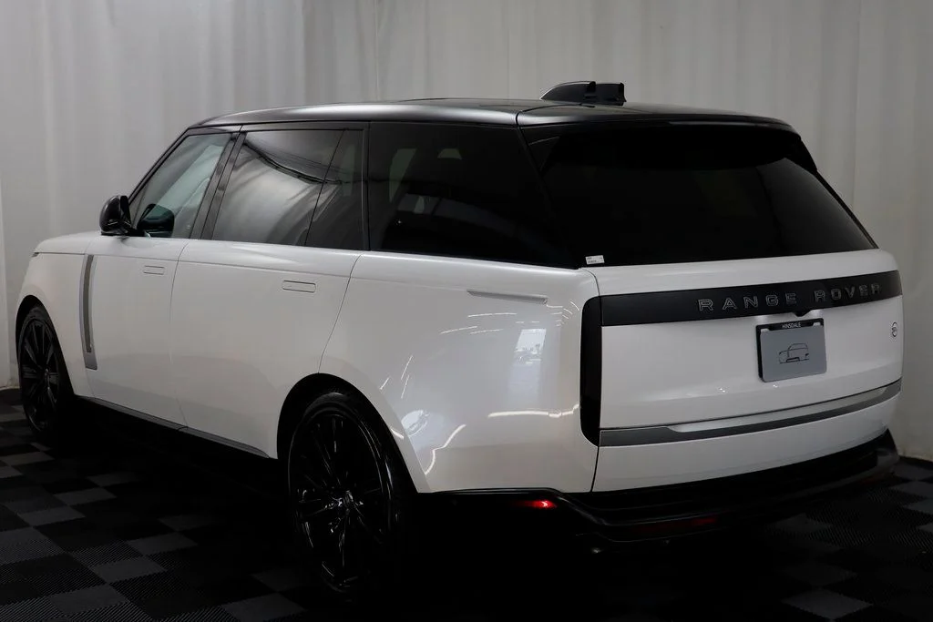 New 2025 White Land Rover SV image 20