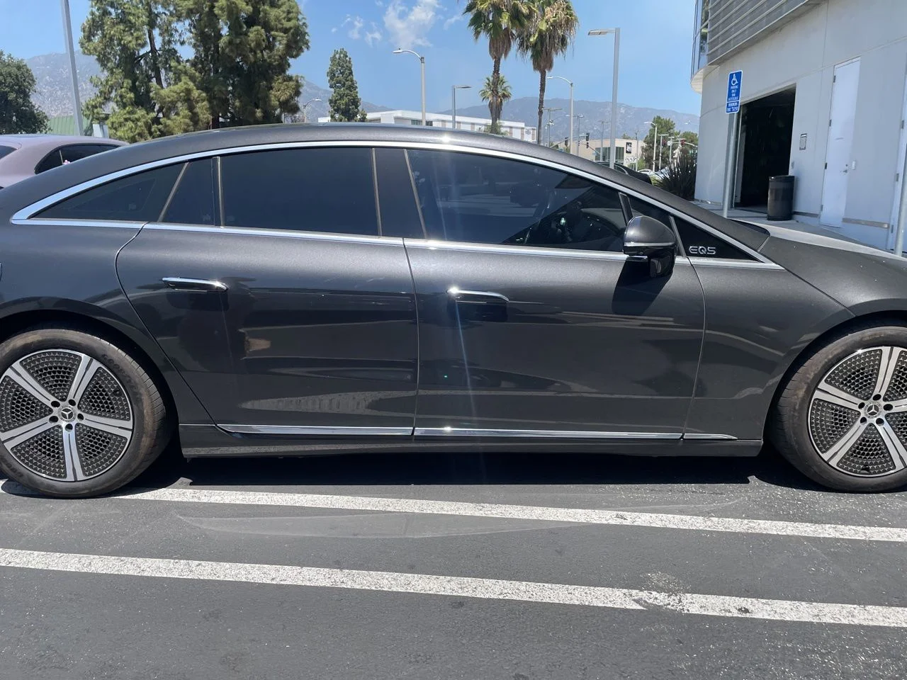 Certified Used 2023 Gray Mercedes-Benz 450 Premium Trim image 3