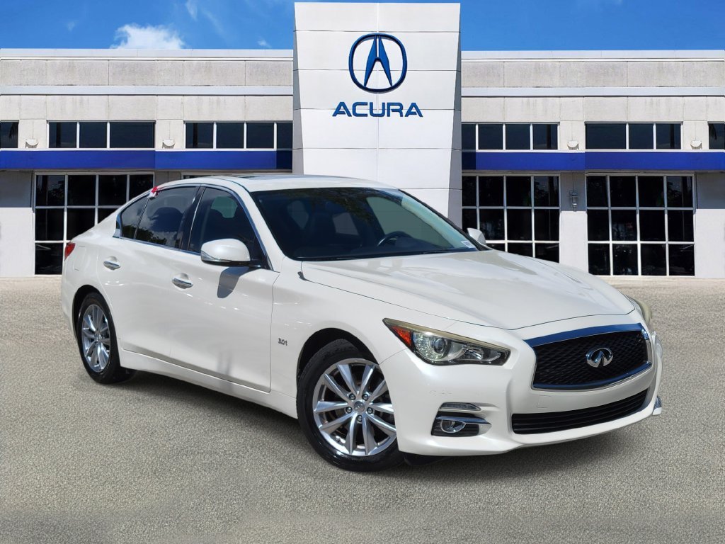 2017 INFINITI Q50