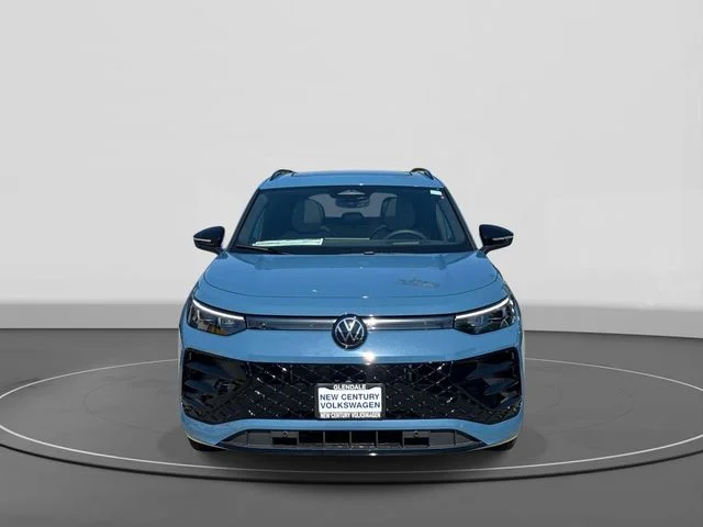 2026 Volkswagen Tiguan photo 2