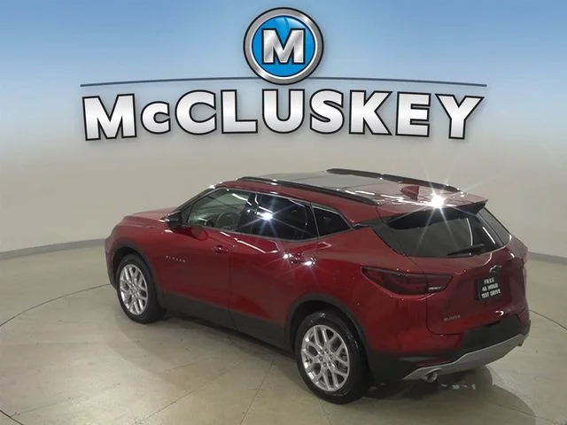 Used 2025 Red Chevrolet LT image 22