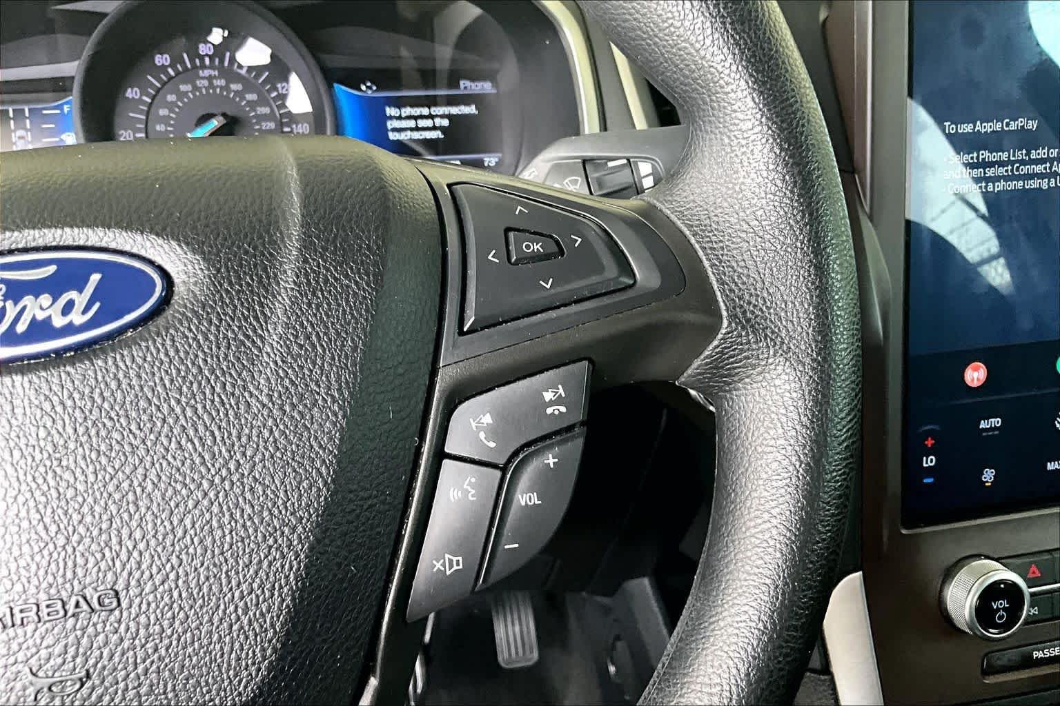 Used 2021 Oxford White Ford SE image 23