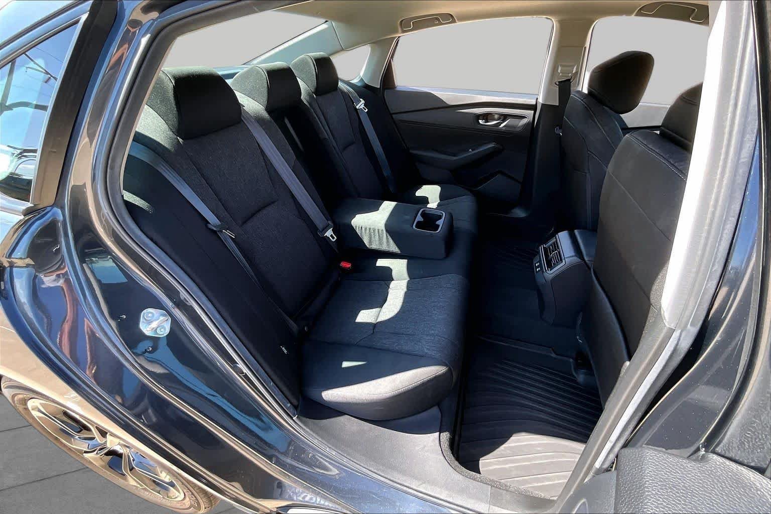 2025 Honda Accord SE - Photo 18